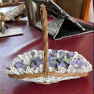 Lladro - Flat Basket of Violets